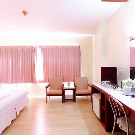 Chumphon Palace Hotel Eksteriør bilde