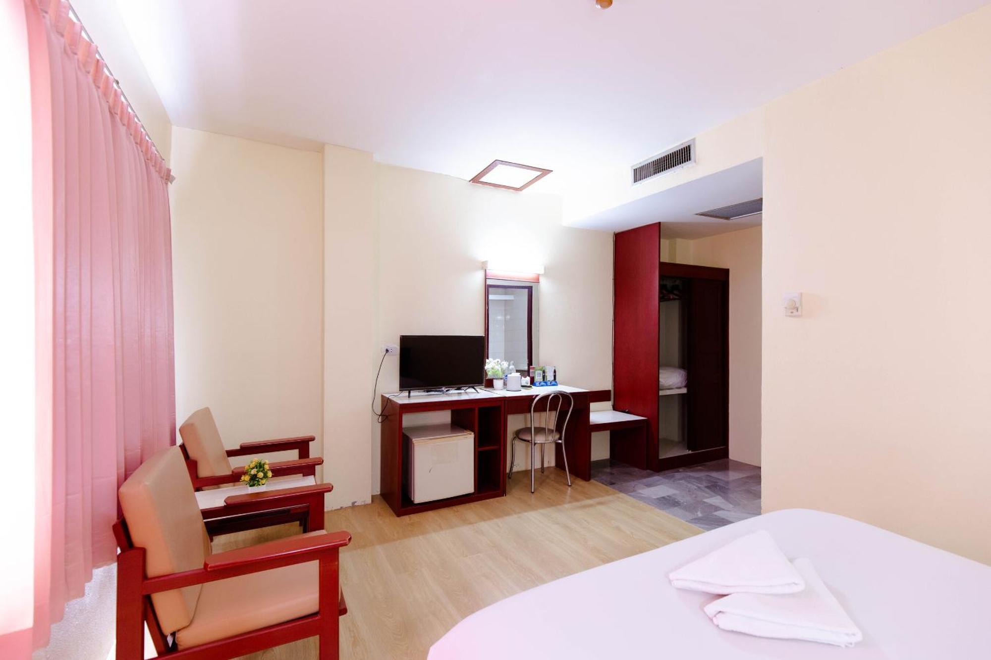 Chumphon Palace Hotel Eksteriør bilde