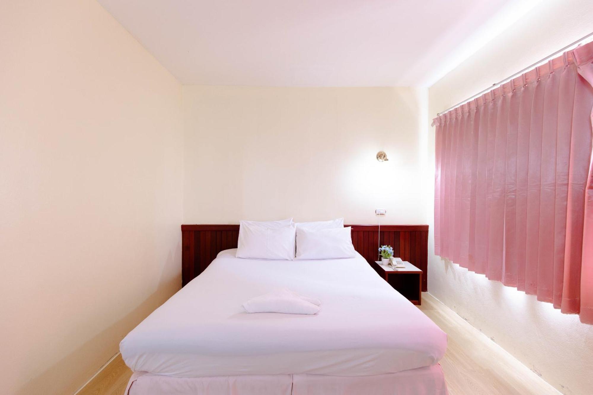 Chumphon Palace Hotel Eksteriør bilde