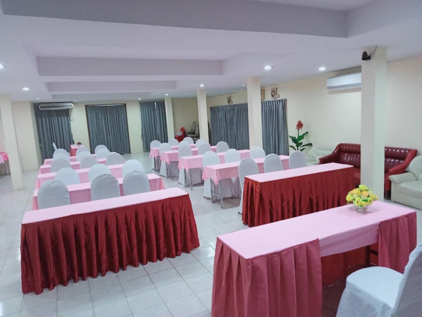 Chumphon Palace Hotel Eksteriør bilde