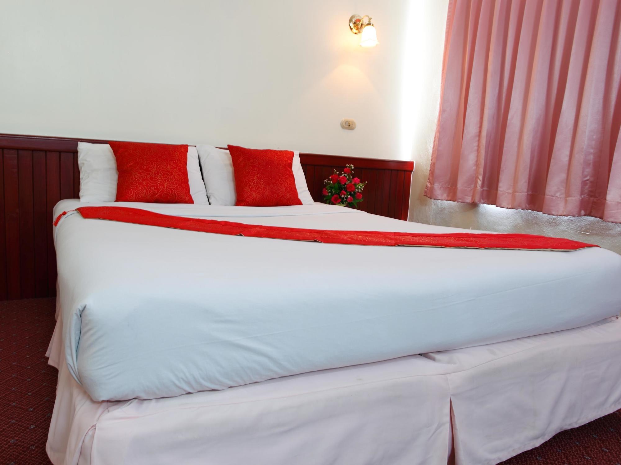 Chumphon Palace Hotel Eksteriør bilde